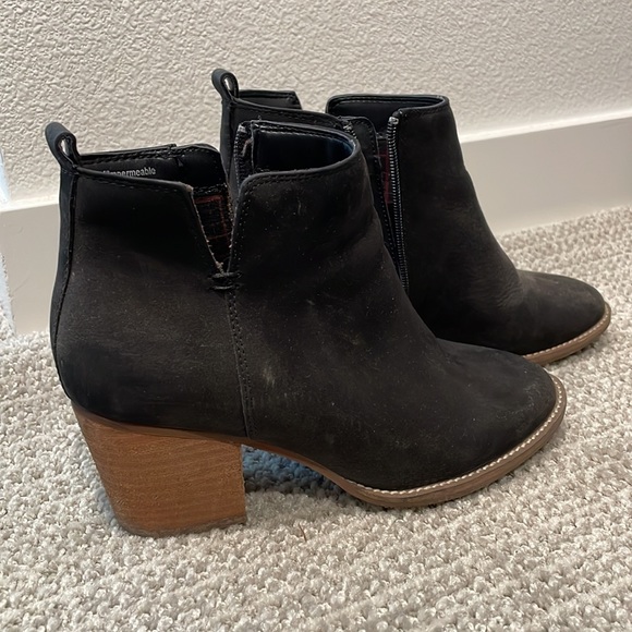 Blondo Nina Black Booties - Picture 2 of 4